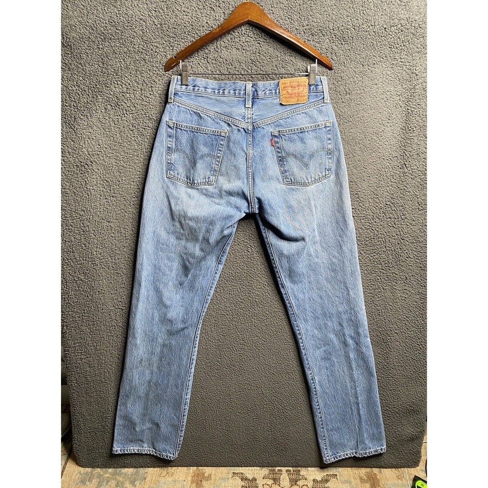 Vintage Y2K Levi's 501 Button Fly Denim Jeans (measured 32x34) Light Wash - Picture 2 of 16